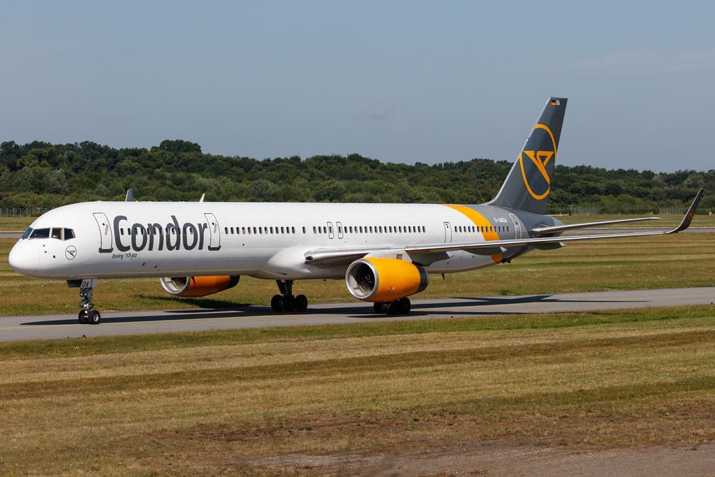 Hamburg Airport: Condor (DE / CFG) |  Boeing 757-330 B753 | D-ABOA | MSN 29016