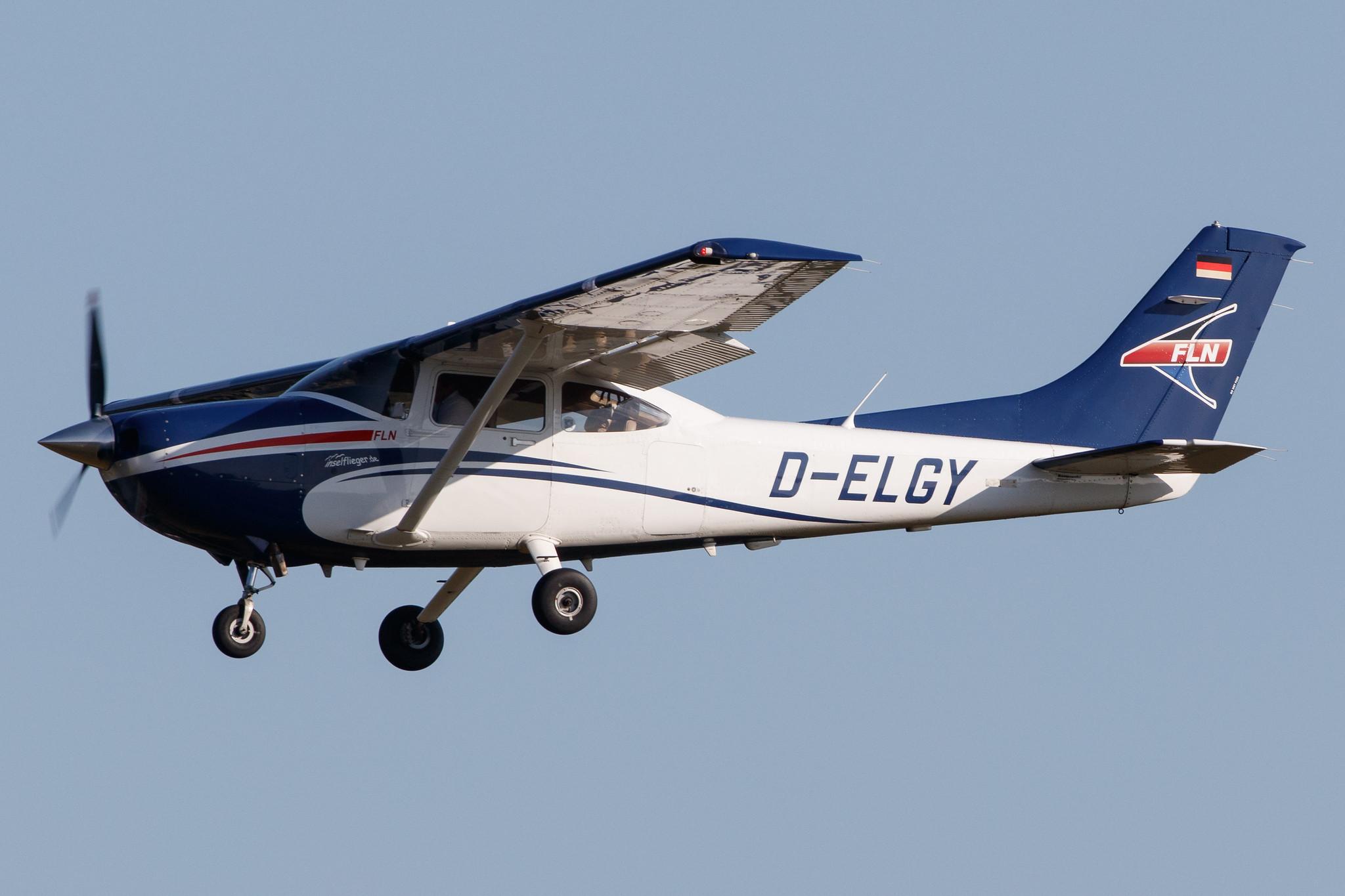Hamburg Airport: FLN Frisia-Luftverkehr |  Cessna 182T Skylane C182 | D-ELGY | MSN 197-08729