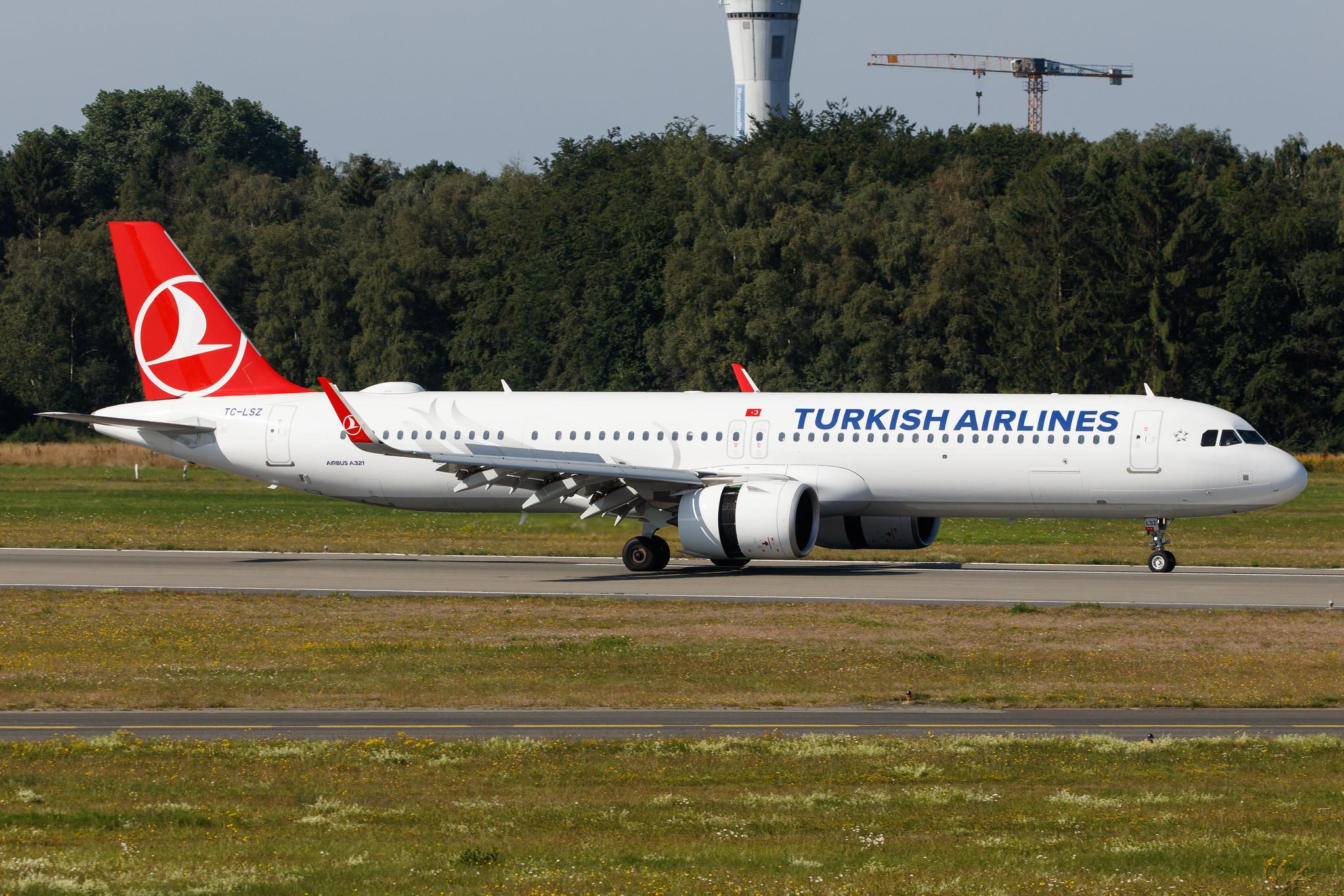 Hamburg Airport: Turkish Airlines (TK / THY) |  Airbus A321-271NX A21N | TC-LSZ | MSN 09452