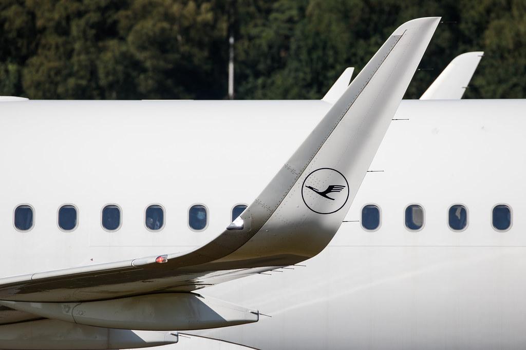 Hamburg Airport: Lufthansa (LH / DLH) |  Airbus A320-214 A320 | D-AIZY | MSN 5769