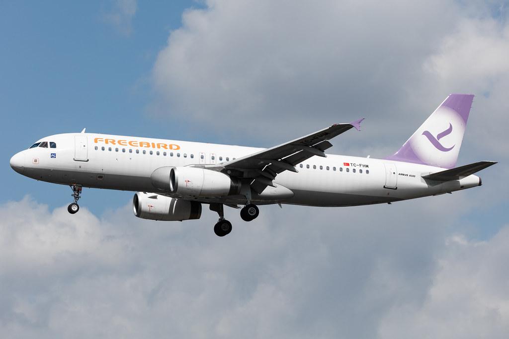 Hamburg Airport: Freebird Airlines (FH / FHY) |  Airbus A320-232 A320 | TC-FHM | MSN 3012
