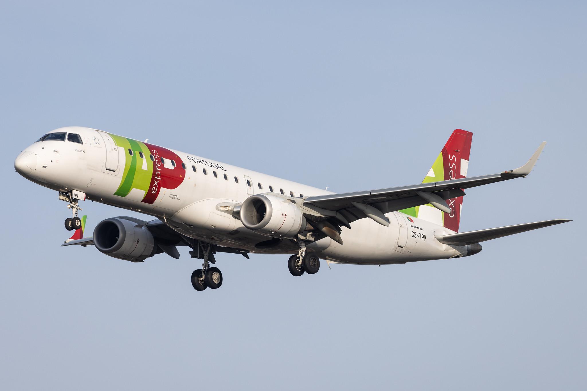 Hamburg Airport: TAP Express (TP / TAP) | Operator: Portugália Airlines |  Embraer E190LR E190 | CS-TPV | MSN 19000541