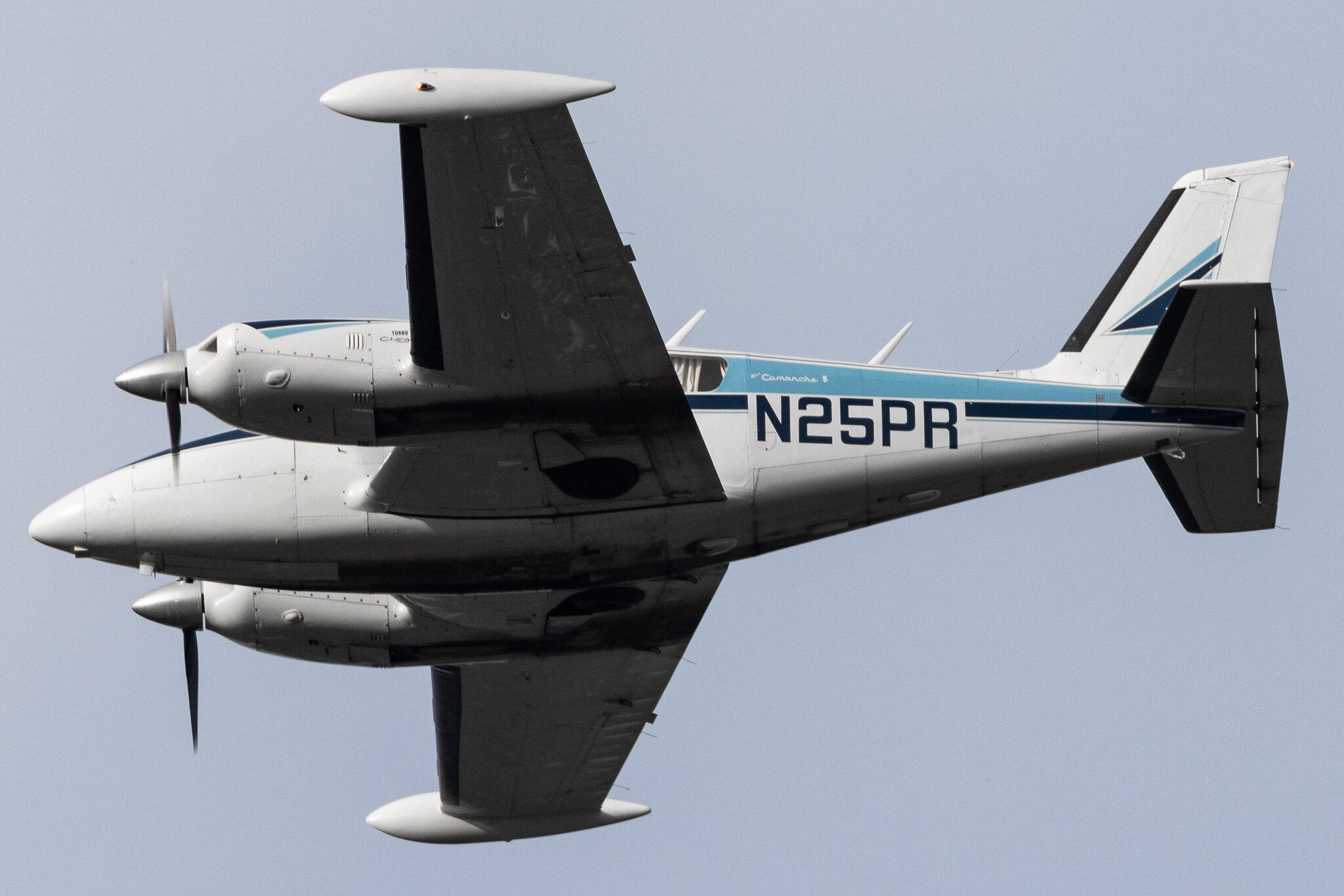 Hamburg Airport: Private owner |  Piper PA-30 Twin Comanche PA30 | N25PR | MSN 30-1511