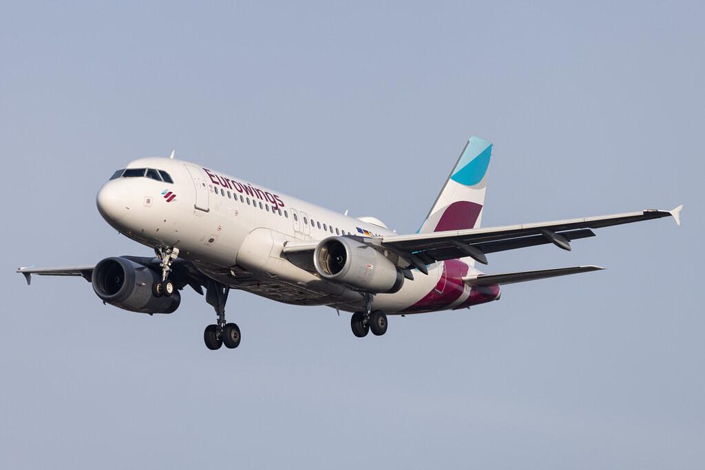 Hamburg Airport: Eurowings (EW / EWG) |  Airbus A319-132 A319 | D-AGWU | MSN 5457