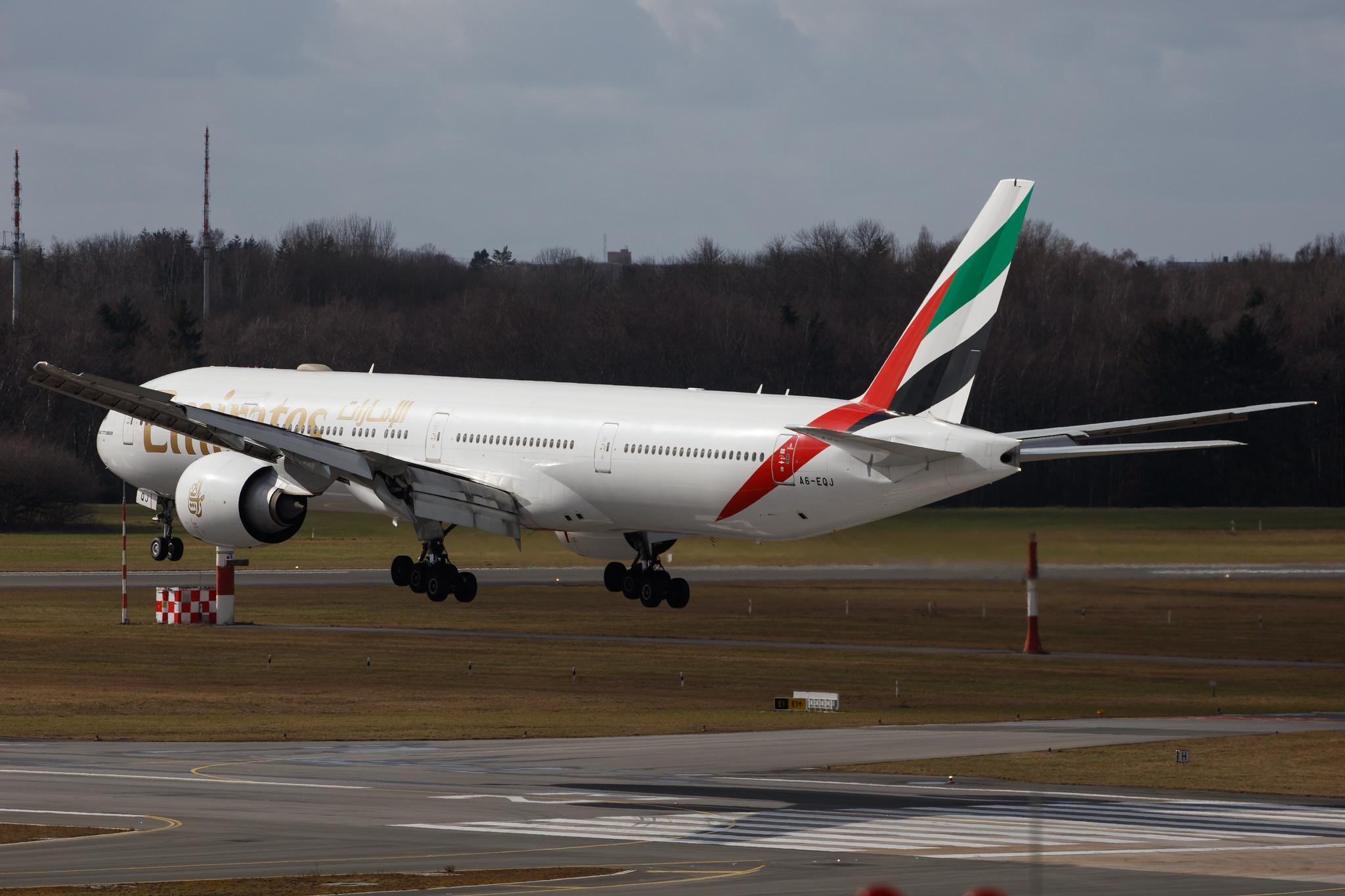 Hamburg Airport: Emirates (EK / UAE) |  Boeing 777-31H(ER) B77W | A6-EQJ | MSN 42355