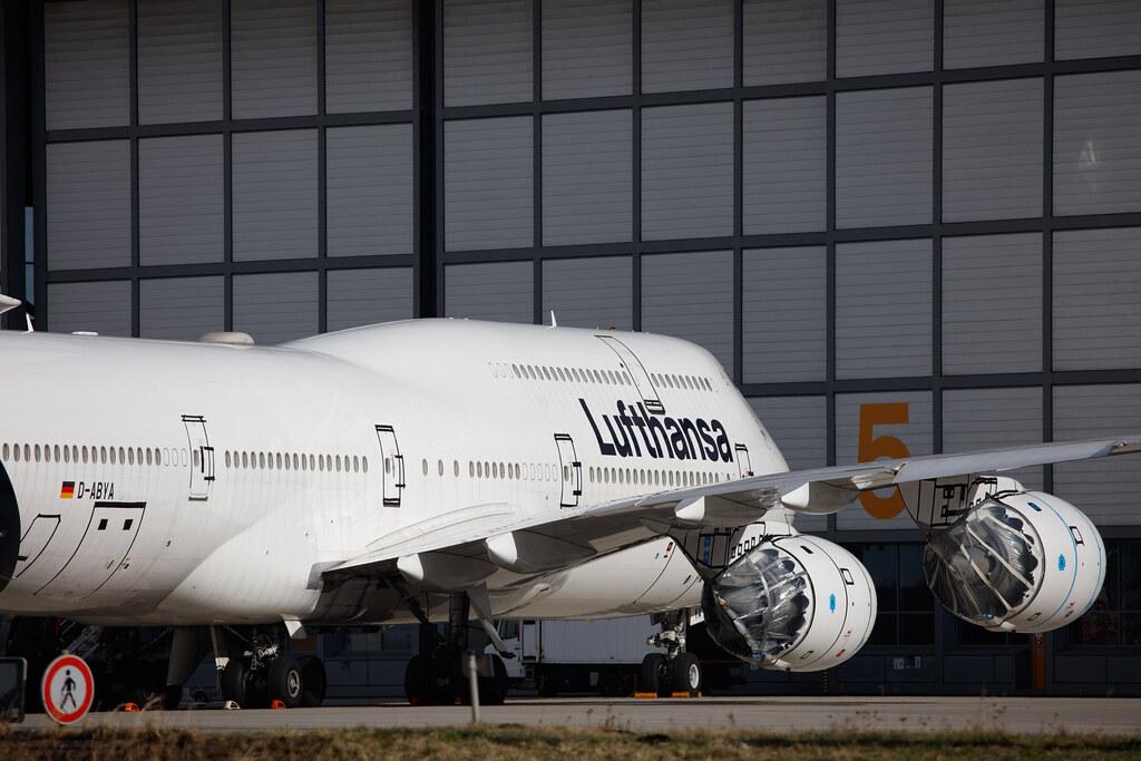Hamburg Airport: Lufthansa (LH / DLH) |  Boeing 747-830 B748 | D-ABYA | MSN 37827