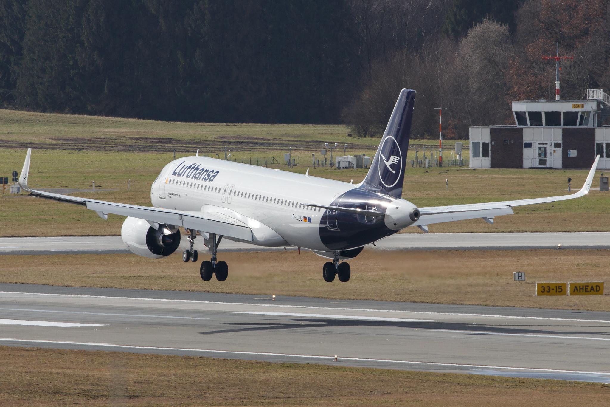 Hamburg Airport: Lufthansa (LH / DLH) |  Airbus A320-271N A20N | D-AIJC | MSN 09581