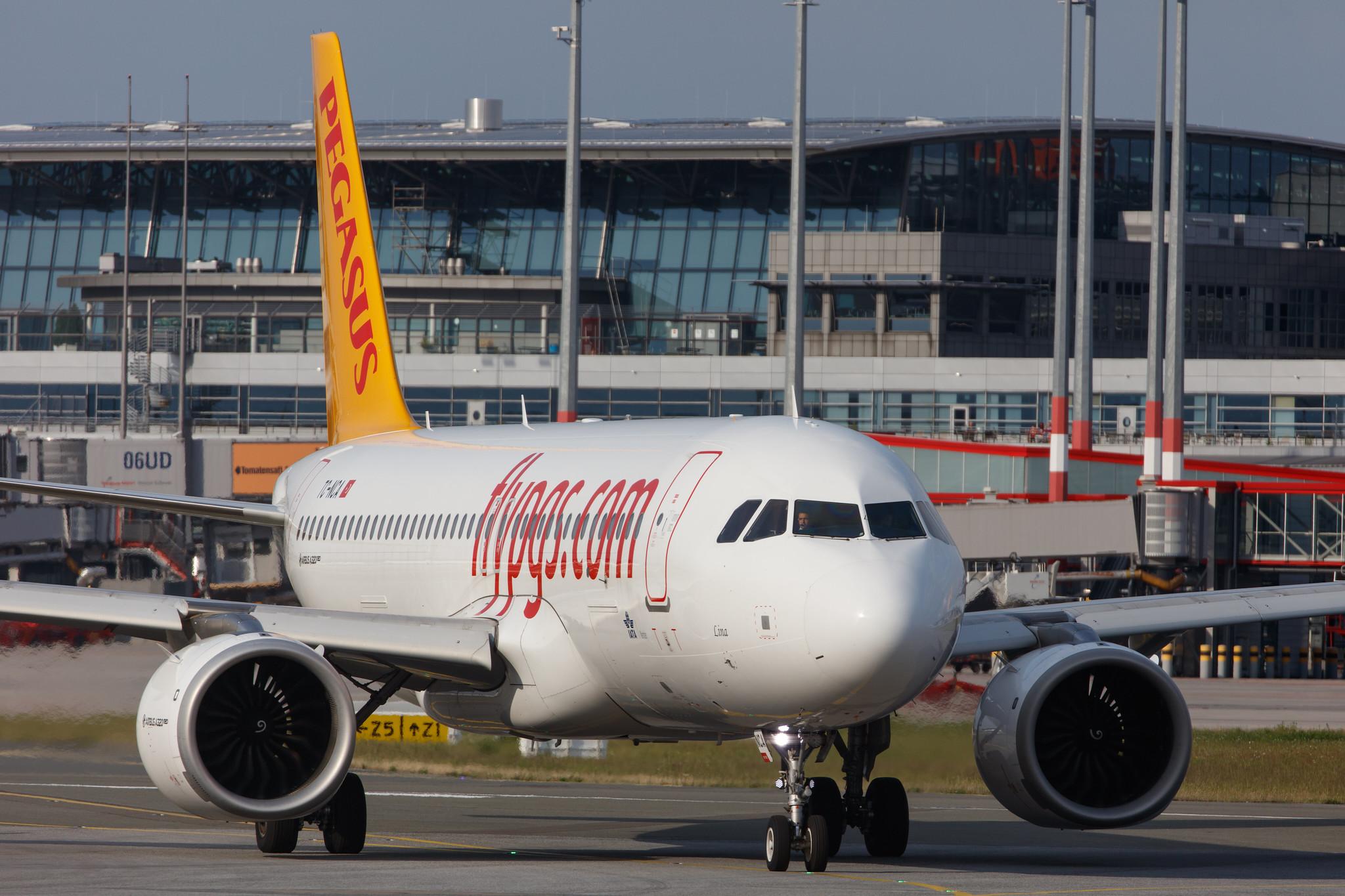 Hamburg Airport: Pegasus (PC / PGT) | Operator: Pegasus Airlines |  Airbus A320-251N A20N | TC-NCA | MSN 8868