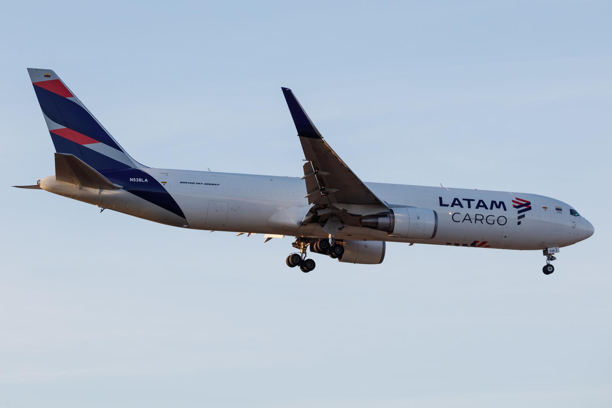 Frankfurt Airport: LATAM Cargo (UC / LCO) | Operator: LATAM Cargo Colombia |  Boeing 767-316(ER)(BCF) B763 | N538LA | MSN 34628