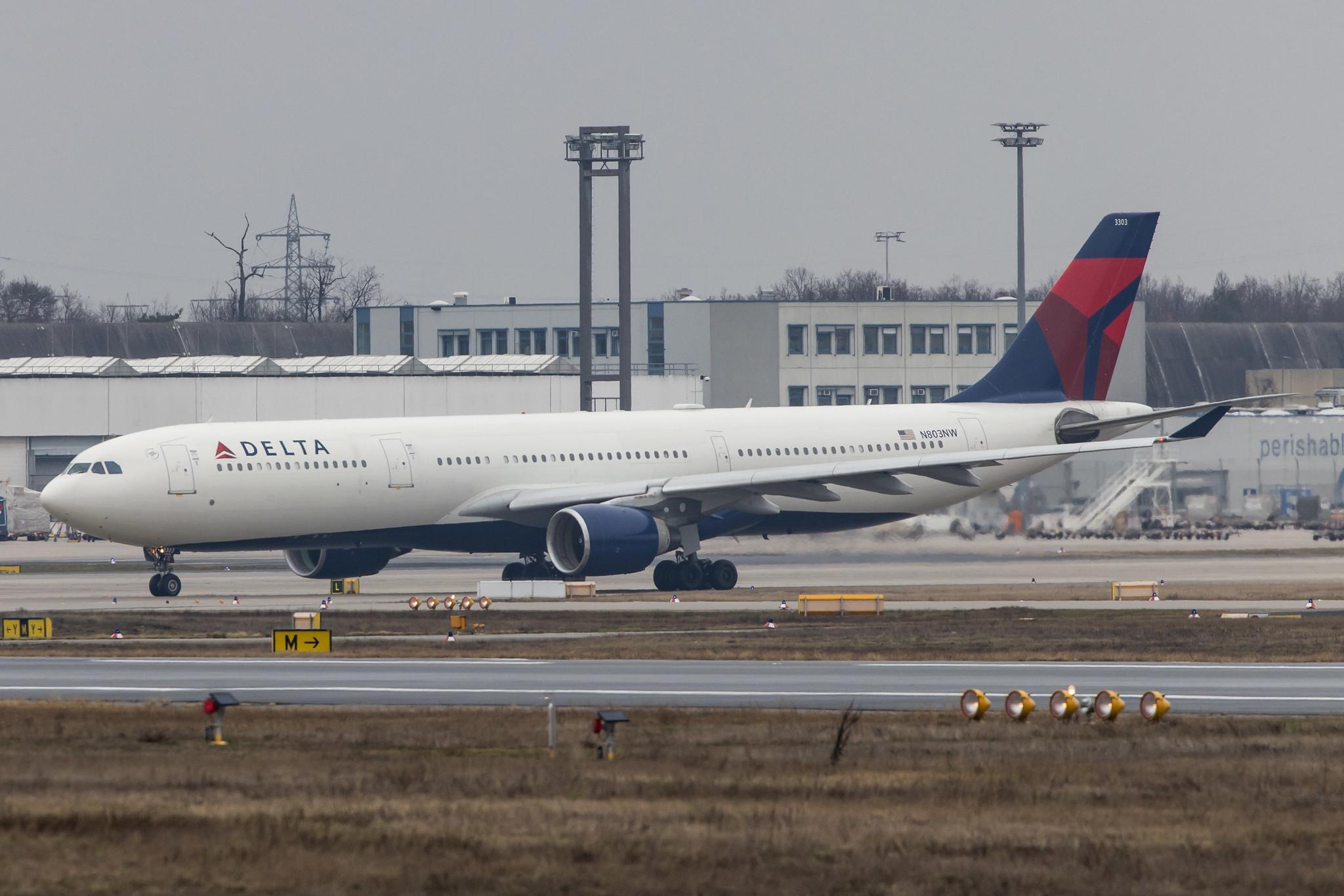 Frankfurt Airport: Delta Air Lines (DL / DAL) |  Airbus A330-323 A333 | N803NW | MSN 0542