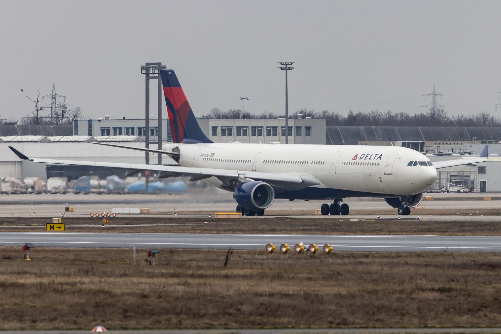 Frankfurt Airport: Delta Air Lines (DL / DAL) |  Airbus A330-323 A333 | N803NW | MSN 0542