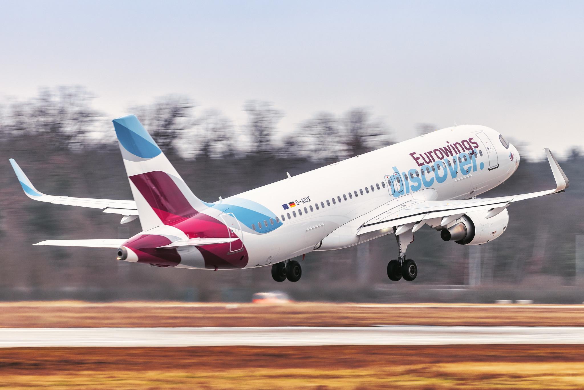 Frankfurt Airport: Eurowings Discover (4Y / OCN) |  Airbus A320-214 A320 | D-AIUX | MSN 7256