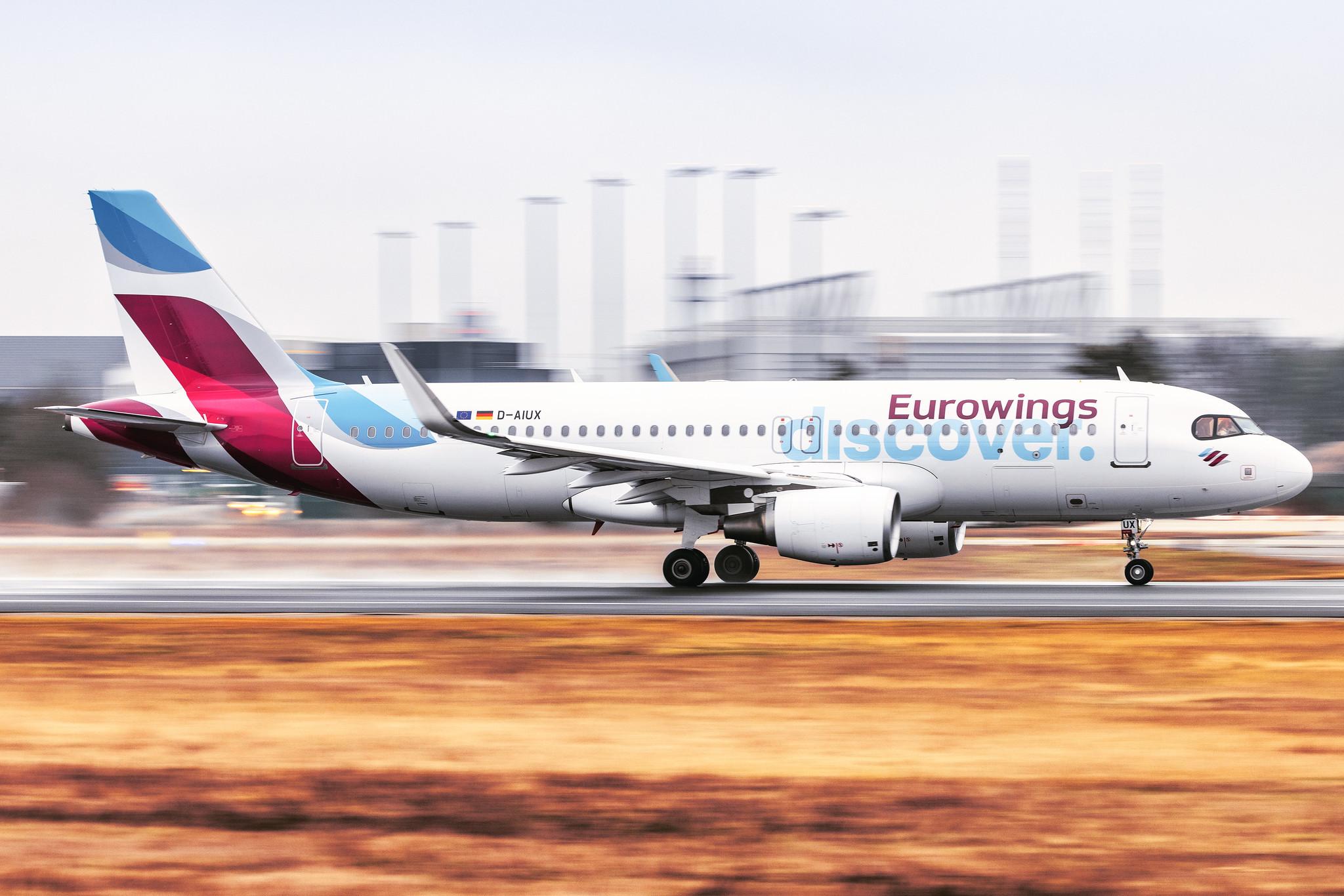 Frankfurt Airport: Eurowings Discover (4Y / OCN) |  Airbus A320-214 A320 | D-AIUX | MSN 7256
