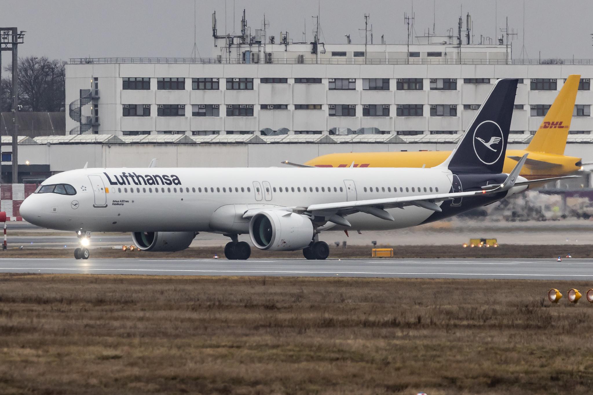 Frankfurt Airport: Lufthansa (LH / DLH) |  Airbus A321-271NX A21N | D-AIEK | MSN 10583