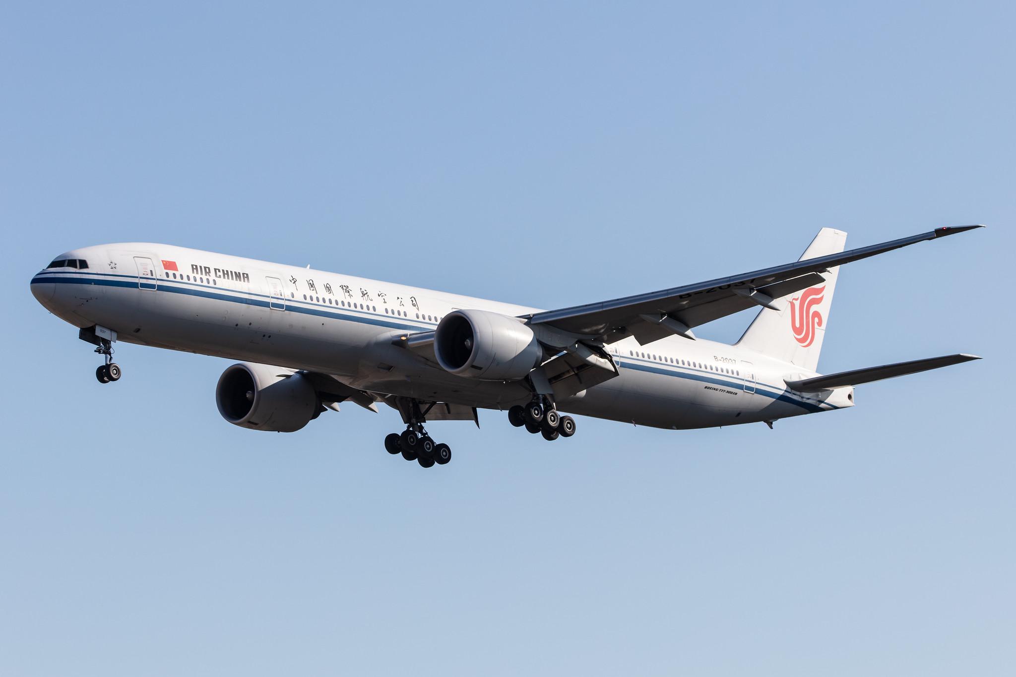 Frankfurt Airport: Air China (CA / CCA) |  Boeing 777-39L(ER) B77W | B-2037 | MSN 38677