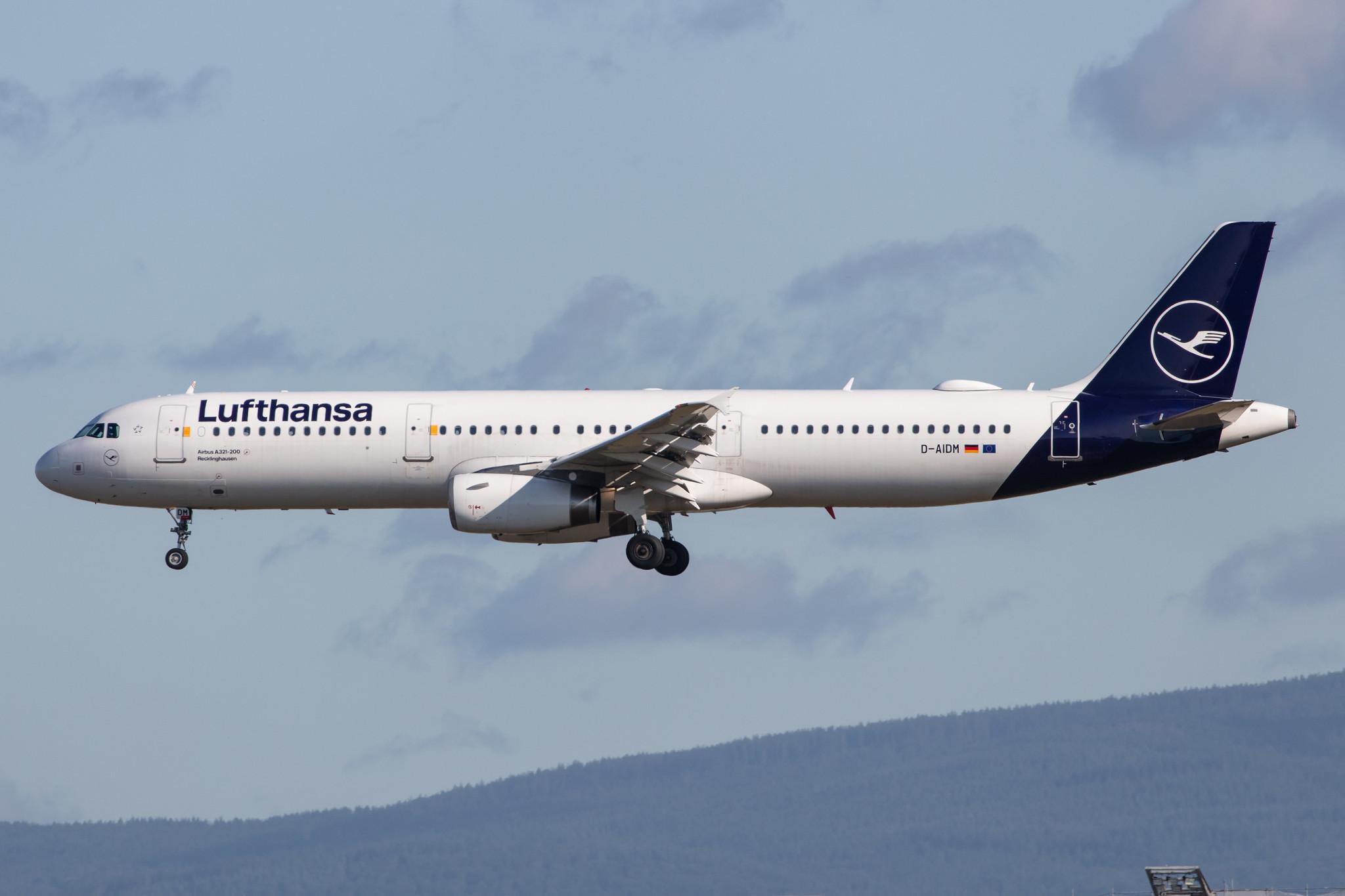 Frankfurt Airport: Lufthansa (LH / DLH) |  Airbus A321-231 A321 | D-AIDM | MSN 4916