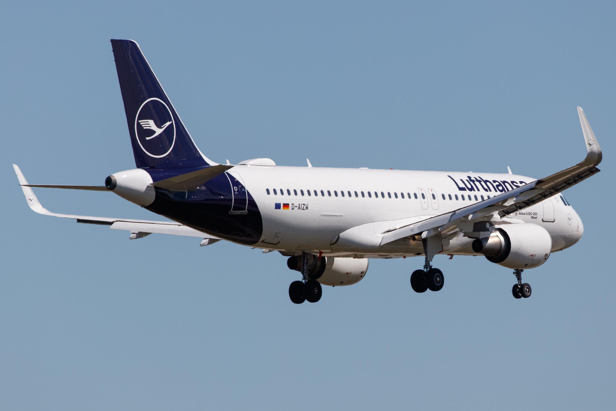 Frankfurt Airport: Lufthansa (LH / DLH) |  Airbus A320-214 A320 | D-AIZW | MSN 5694