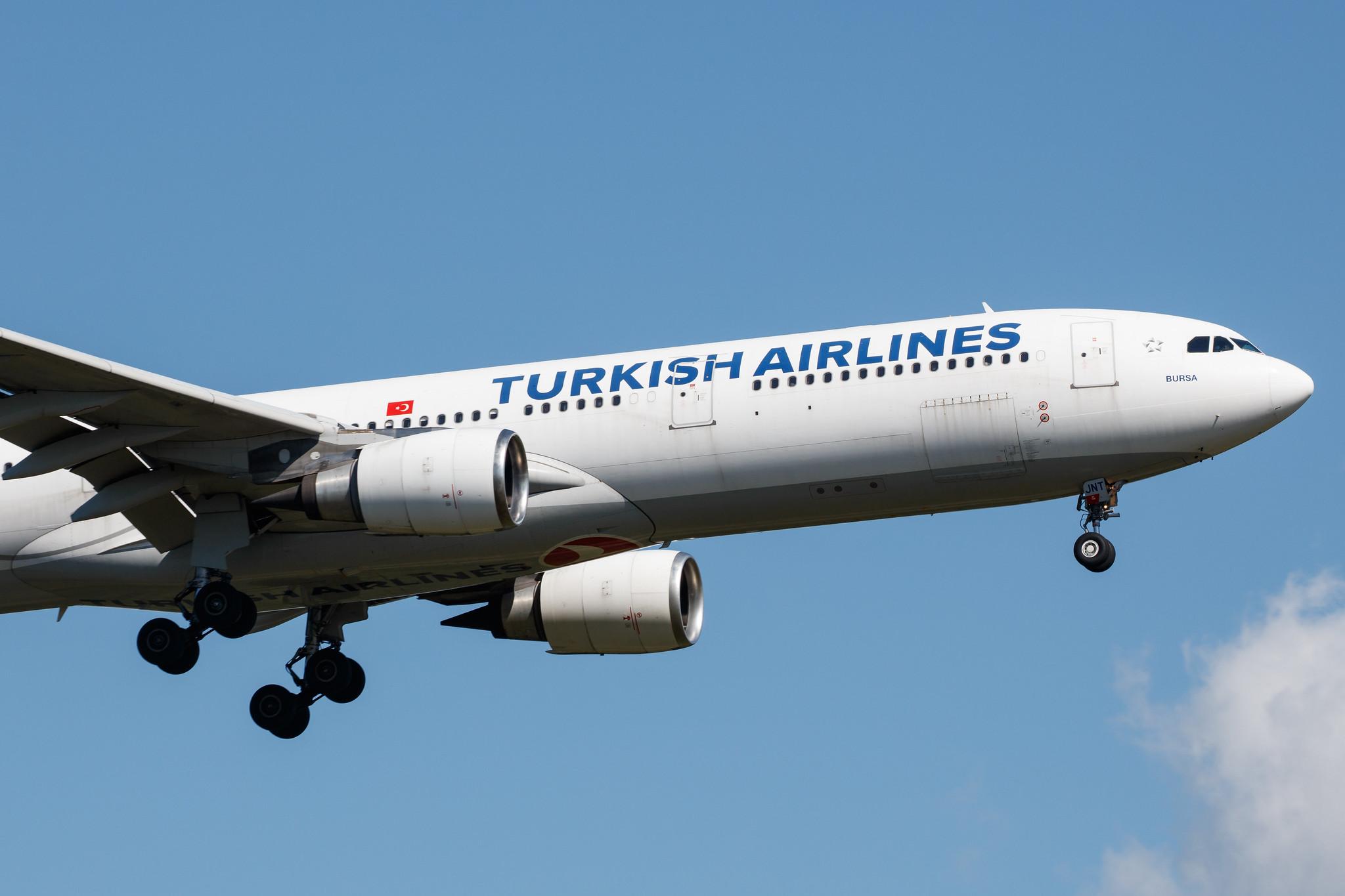 Frankfurt Airport: Turkish Airlines (TK / THY) |  Airbus A330-303 A333 | TC-JNT | MSN 1476