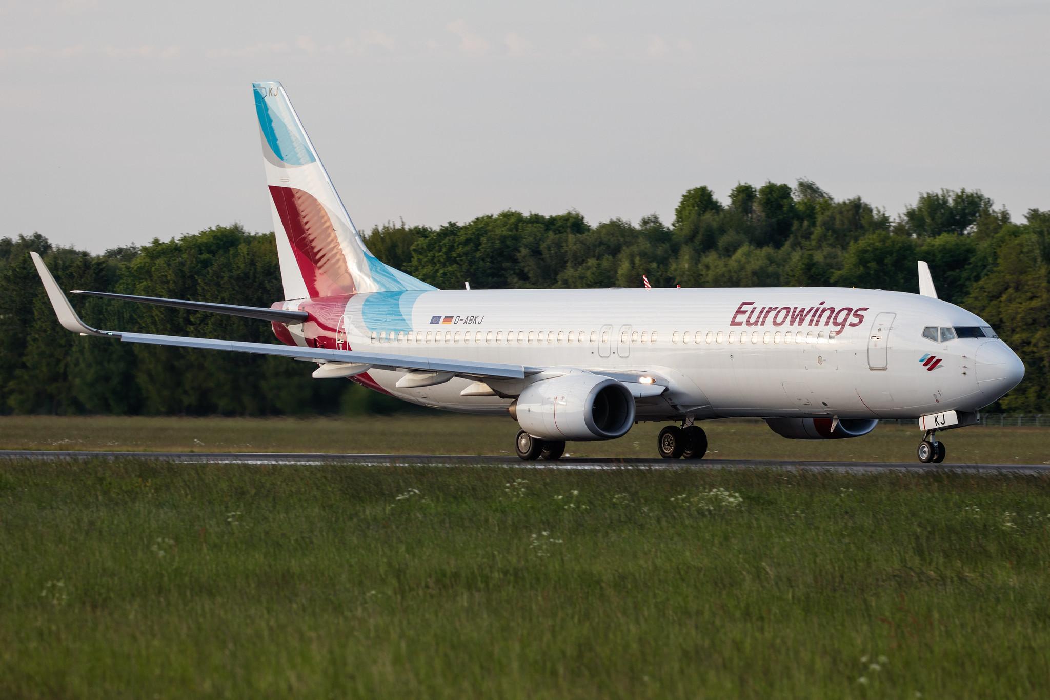 Hamburg Airport: Eurowings (EW / EWG) | Operator: TUI fly |  Boeing 737-86J B738 | D-ABKJ | MSN 37749