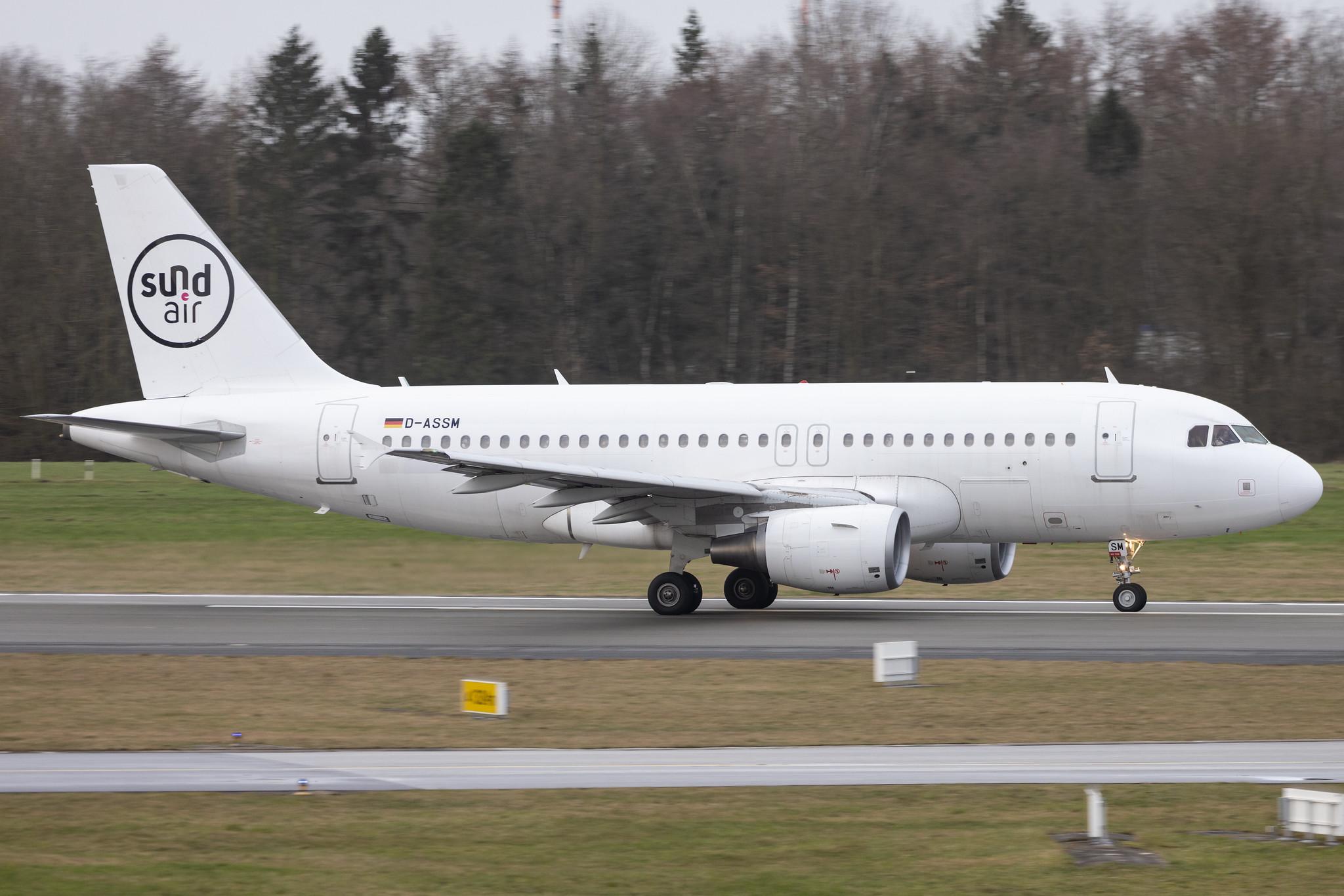 Hamburg Airport: Sundair (SR / SDR) |  Airbus A319-112 A319 | D-ASSM | MSN 04691