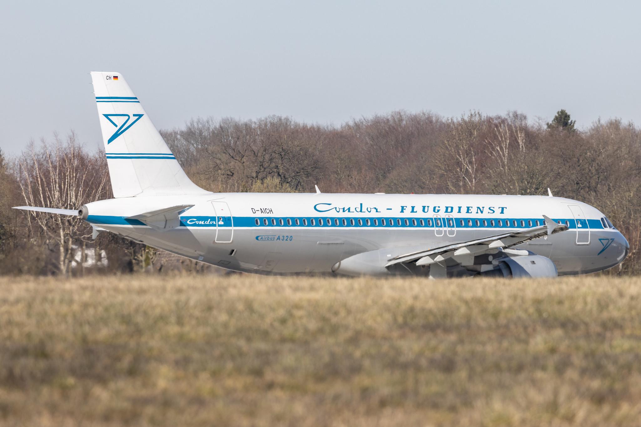 Hamburg Airport: Condor (DE / CFG) |  Livery: Retro Livery |  Airbus A320-212 A320 | D-AICH | MSN 0971