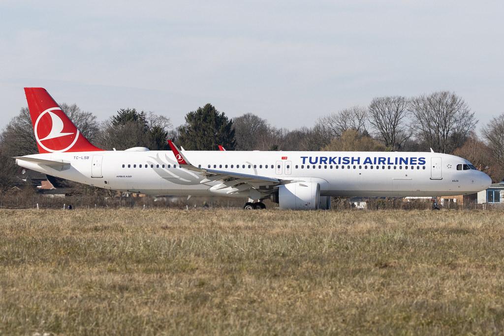 Hamburg Airport: Turkish Airlines (TK / THY) |  Airbus A321-271NX A21N | TC-LSB | MSN 08257