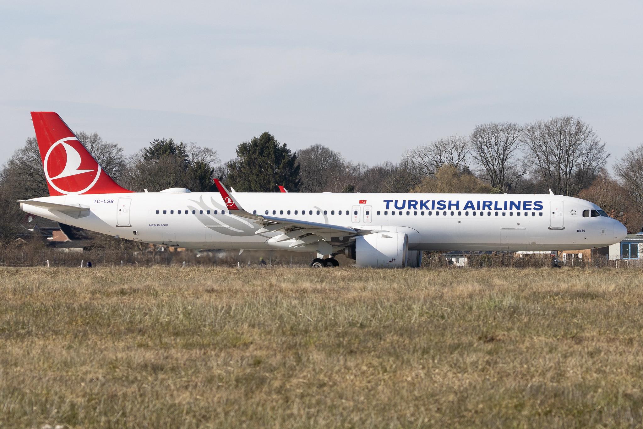 Hamburg Airport: Turkish Airlines (TK / THY) |  Airbus A321-271NX A21N | TC-LSB | MSN 08257