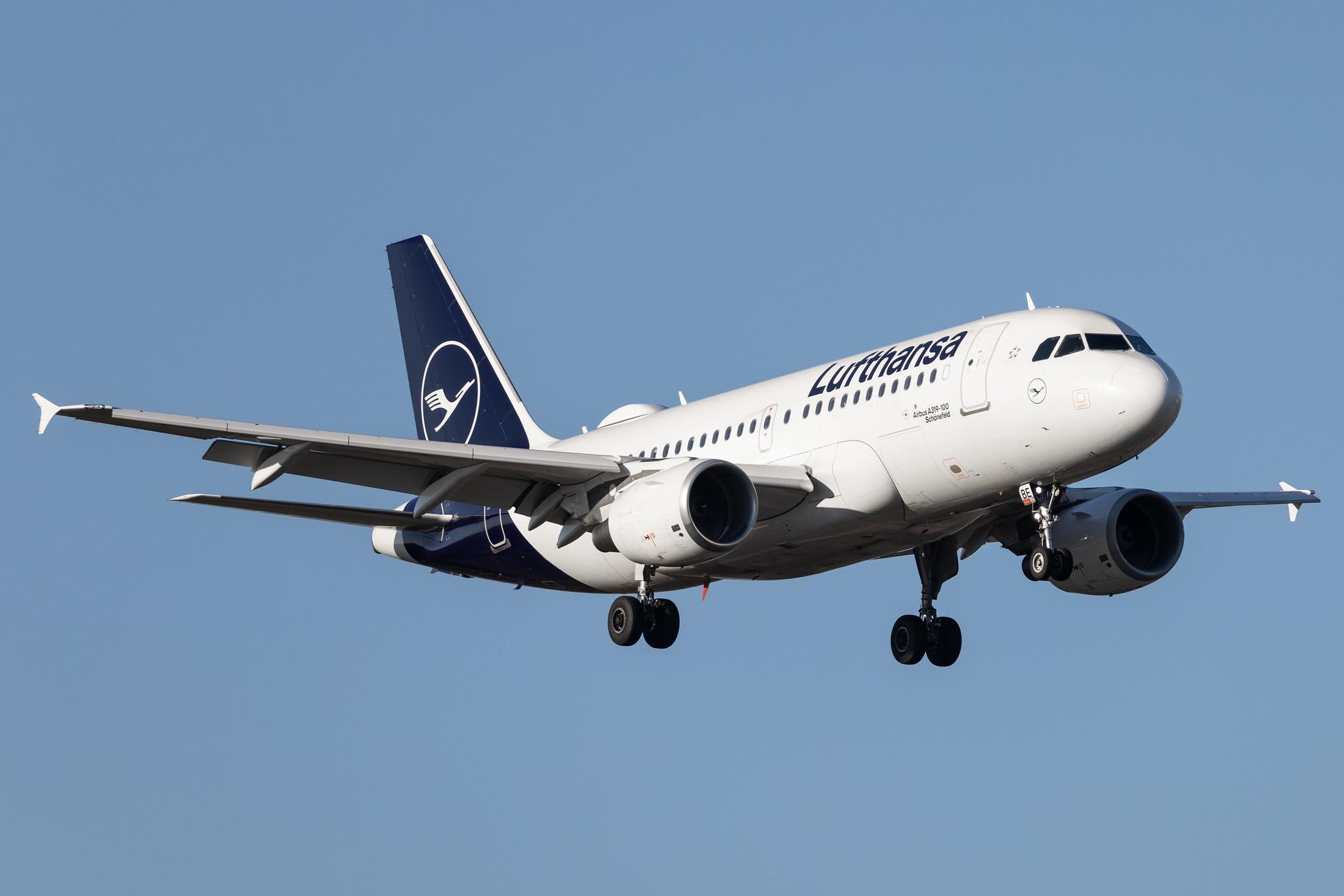 Hamburg Airport: Lufthansa (LH / DLH) |  Airbus A319-112 A319 | D-AIBE | MSN 4511