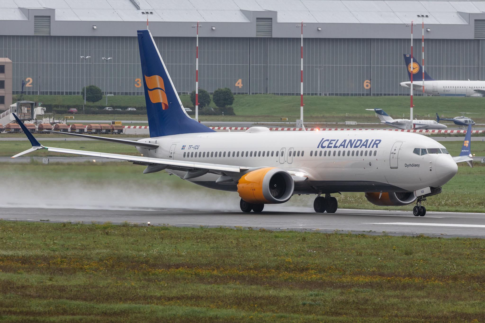 Hamburg Airport: Icelandair (FI / ICE) |  Boeing 737 MAX 8 B38M | TF-ICU | MSN 44355