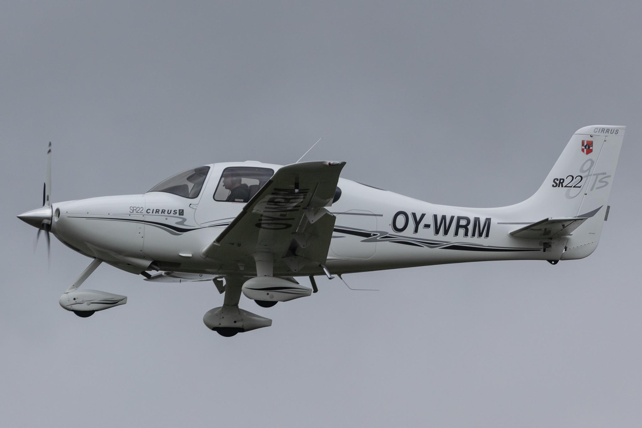 Hamburg Airport: Private owner |  Cirrus SR22 SR22 | OY-WRM | MSN 22-1842