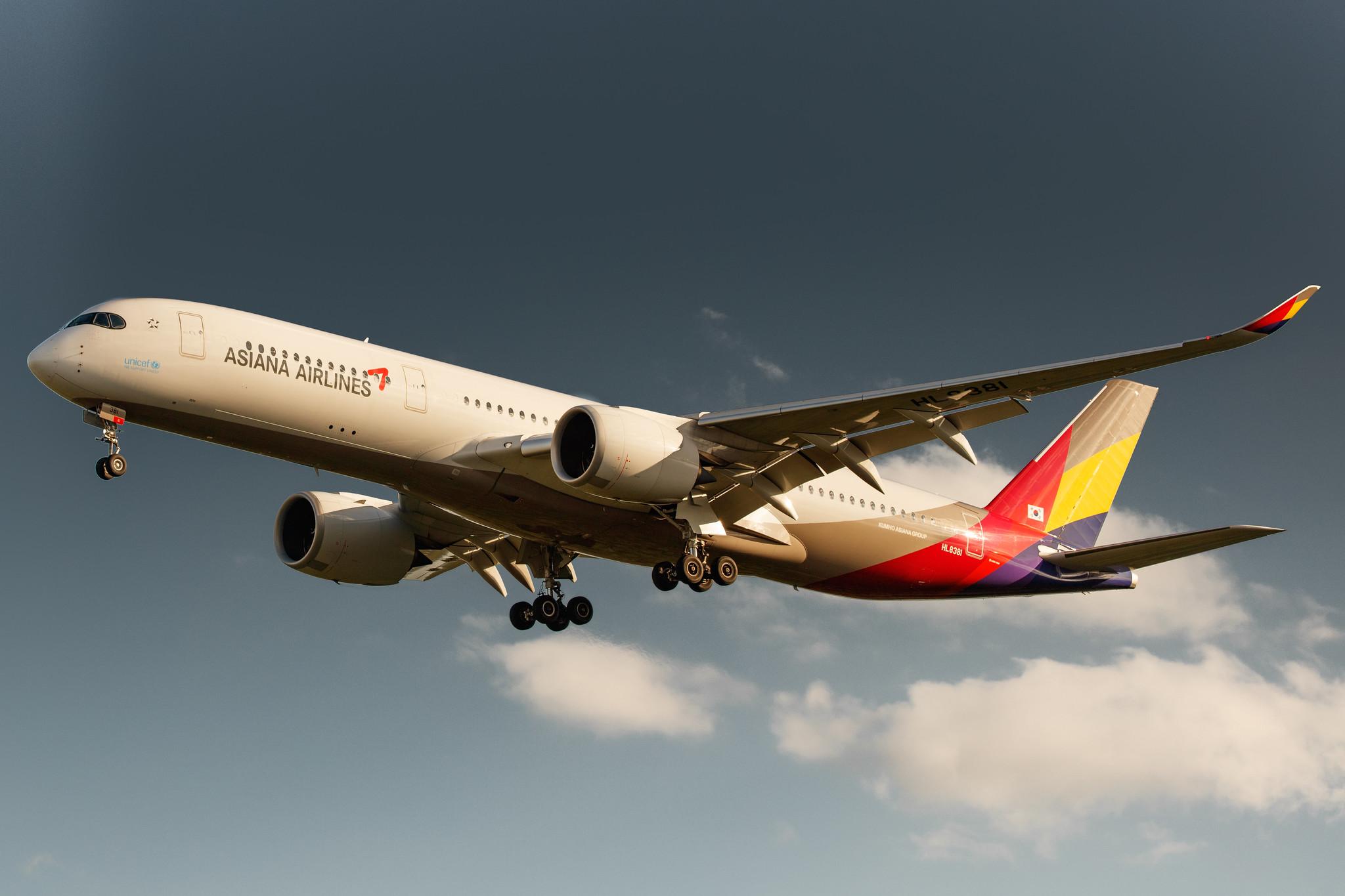 Frankfurt Airport: Asiana Airlines (OZ / AAR) |  Airbus A350-941 A359 | HL8381 | MSN 387