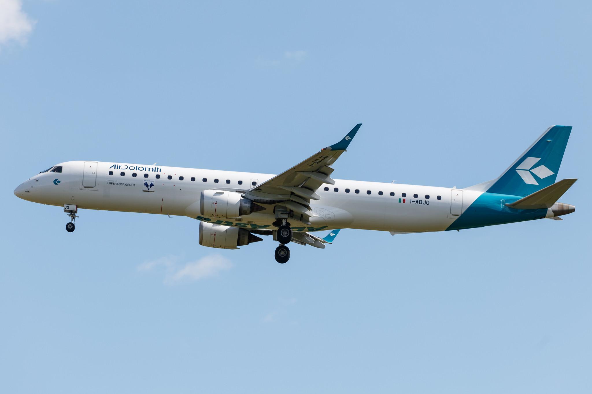 Frankfurt Airport: Air Dolomiti (EN / DLA) |  Embraer E195LR E195 | I-ADJO | MSN 19000280