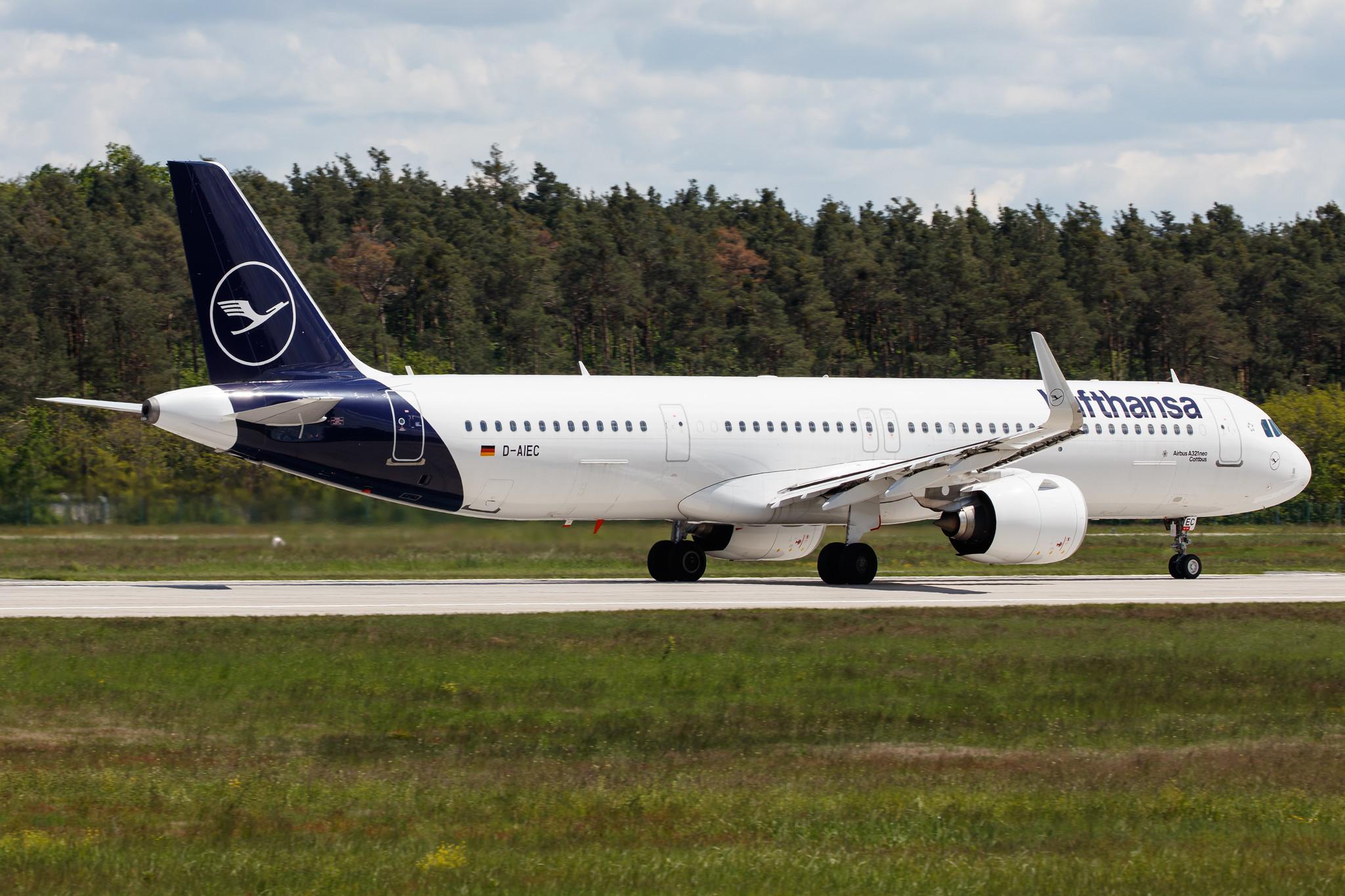 Frankfurt Airport: Lufthansa (LH / DLH) |  Airbus A321-271NX A21N | D-AIEC | MSN 8814