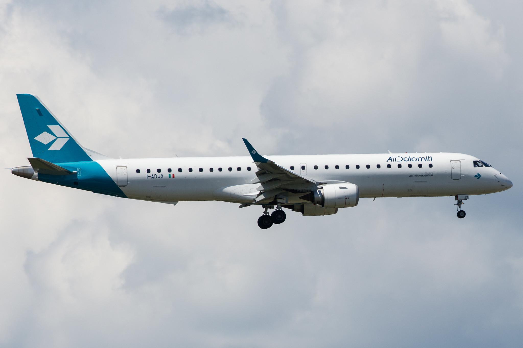 Frankfurt Airport: Air Dolomiti (EN / DLA) |  Embraer E195LR E195 | I-ADJX | MSN 19000305