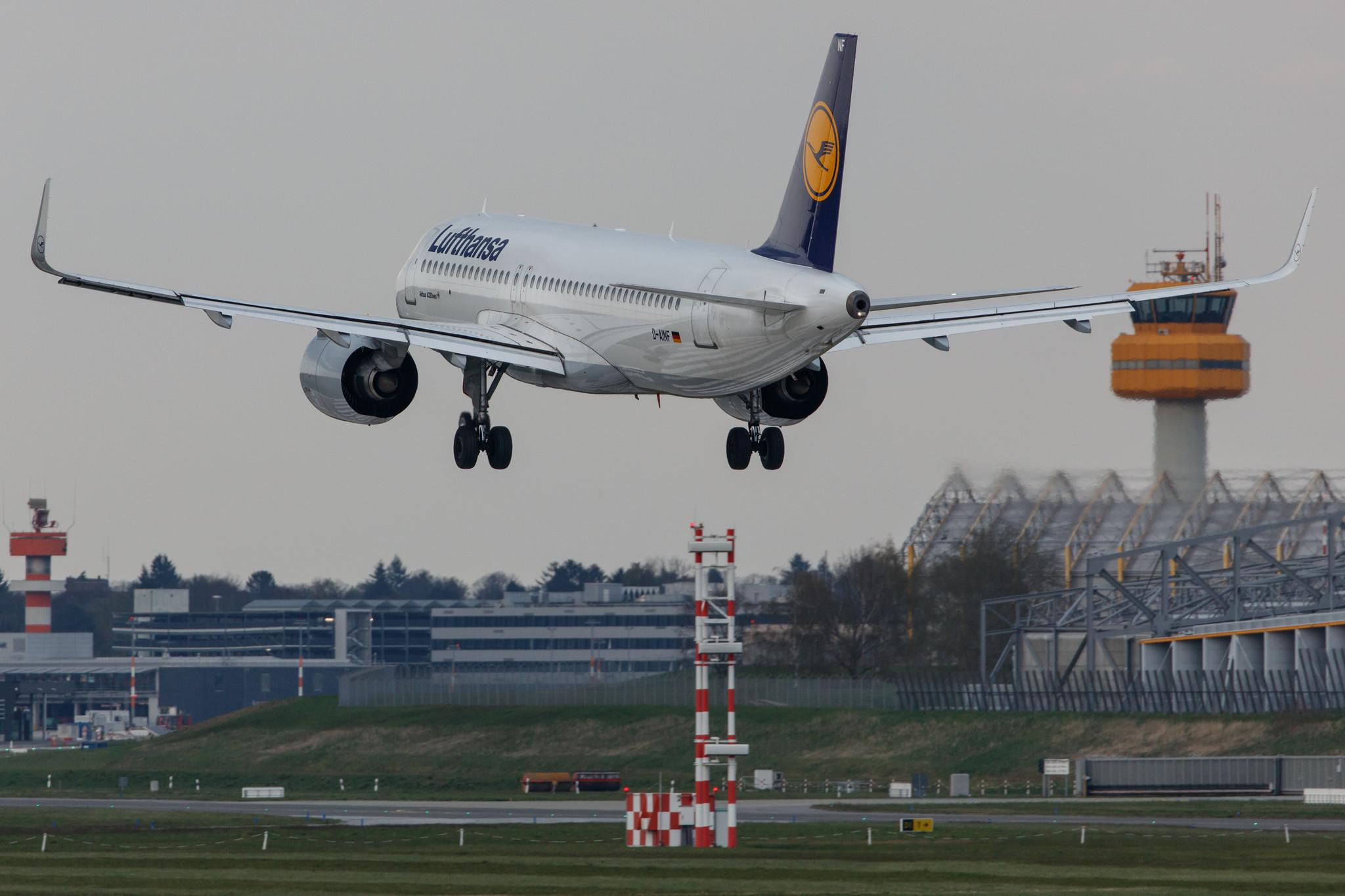 Hamburg Airport: Lufthansa (LH / DLH) |  Airbus A320-271N A20N | D-AINF | MSN 7577