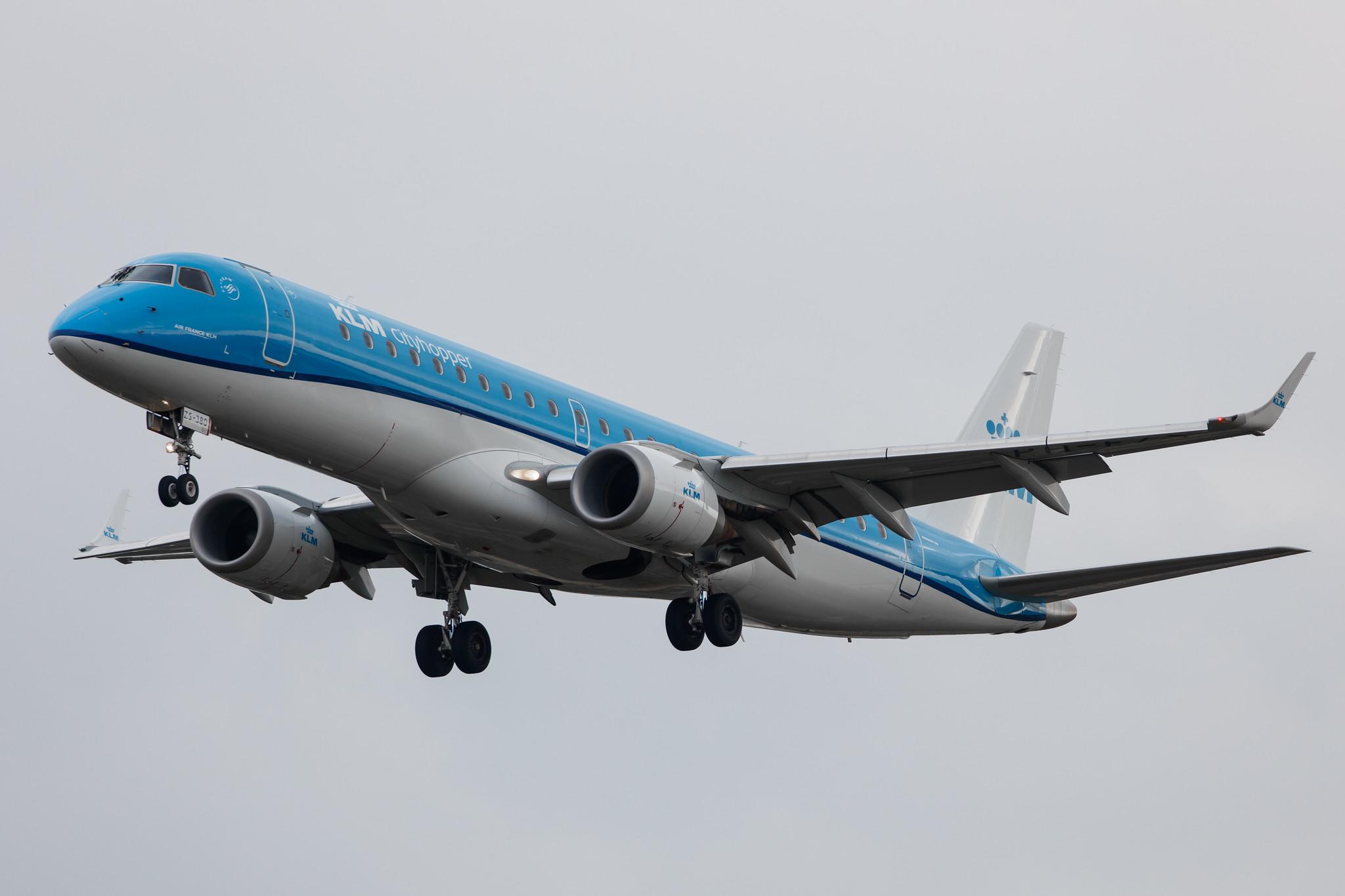 Hamburg Airport: KLM (KL / KLM) | Operator: KLM Cityhopper |  Embraer E190STD E190 | PH-EZS | MSN 19000380