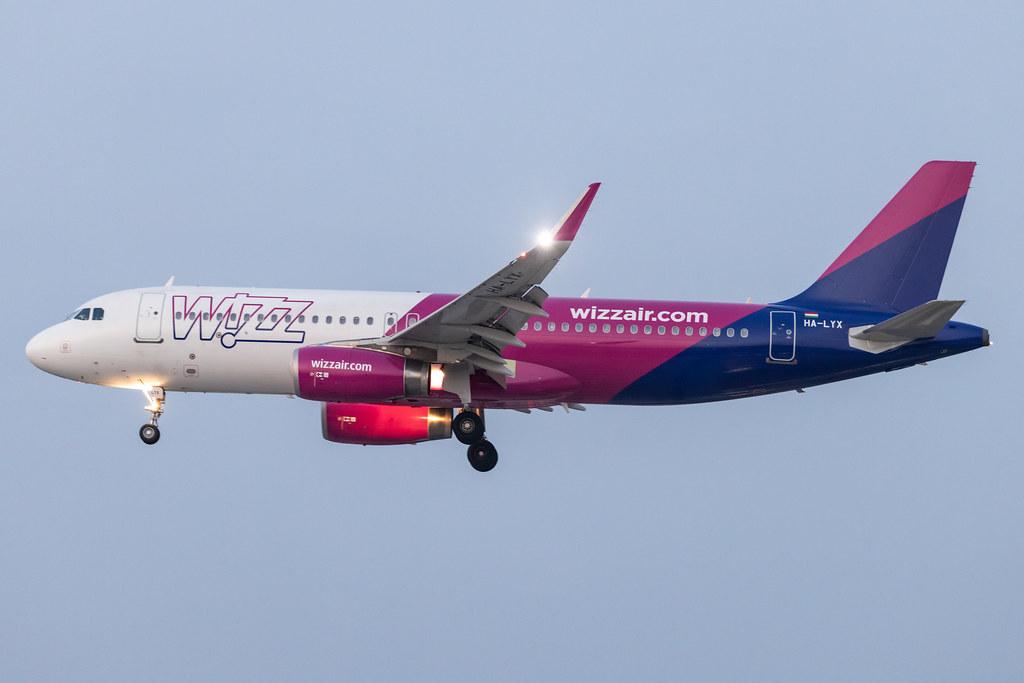 Hamburg Airport: Wizz Air (W6 / WZZ) |  Airbus A320-232 A320 | HA-LYX | MSN 8183