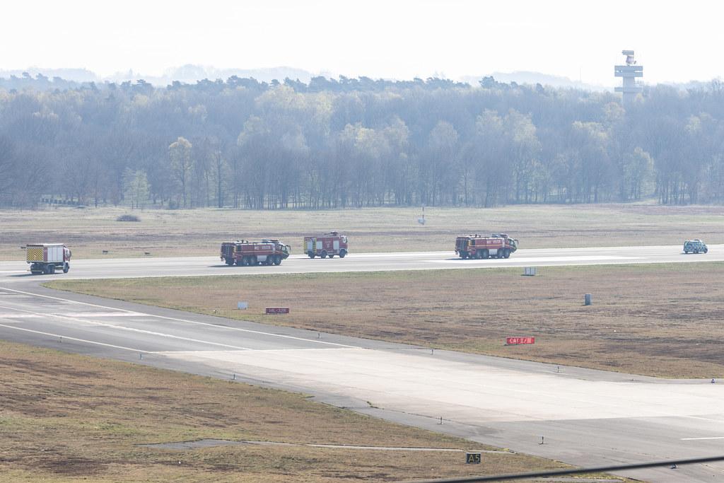 Köln Bonn Airport: Feuerwehr am Flughafen Köln Bonn.