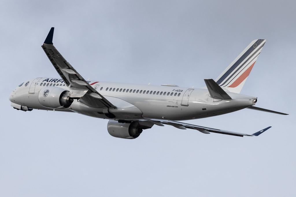 Hamburg Airport: Air France (AF / AFR) |  Airbus A220-300 BCS3 | F-HZUA | MSN 55134