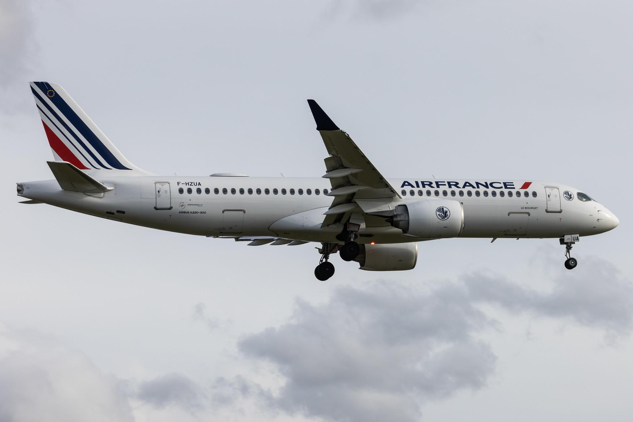 Hamburg Airport: Air France (AF / AFR) |  Airbus A220-300 BCS3 | F-HZUA | MSN 55134