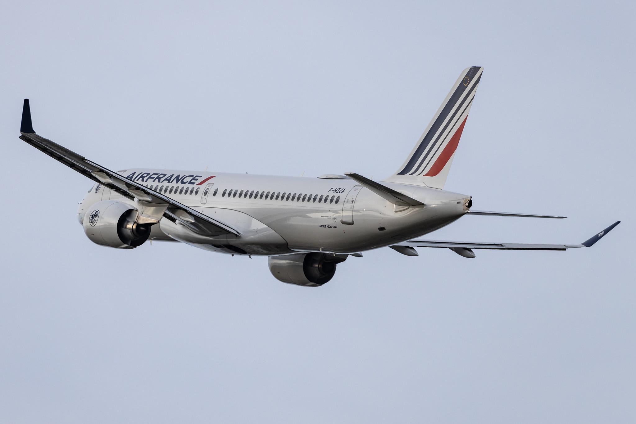 Hamburg Airport: Air France (AF / AFR) |  Airbus A220-300 BCS3 | F-HZUA | MSN 55134