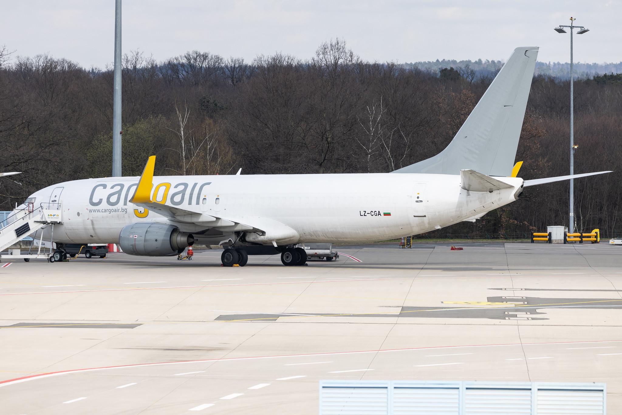 Köln Bonn Airport: Cargo Air (/ CGF) |  Boeing 737-809(SF) B738 | LZ-CGA | MSN 30664