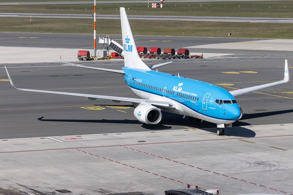 Hamburg Airport: KLM (KL / KLM) |  Boeing 737-7K2 B737 | PH-BGF | MSN 30365