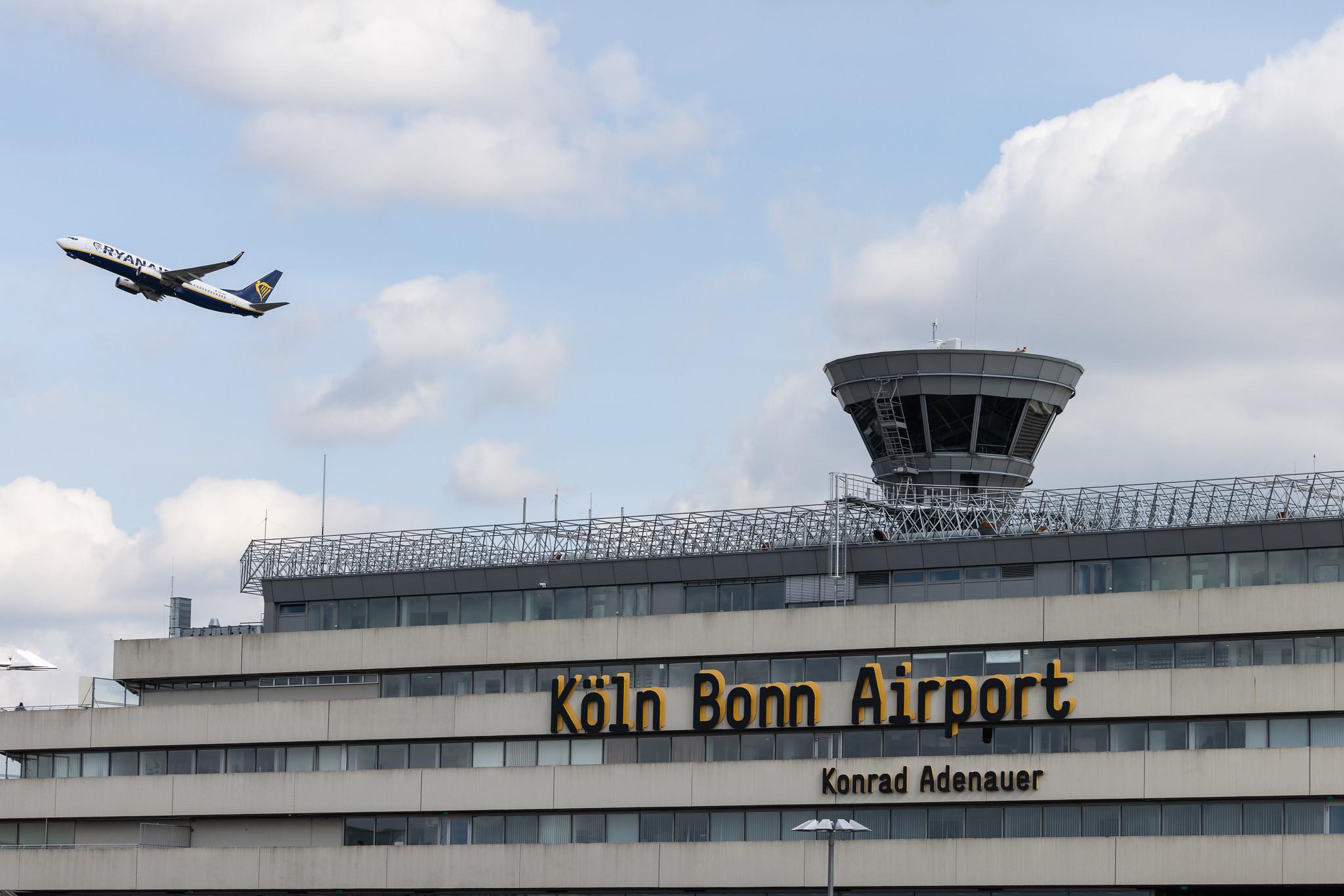 Köln Bonn Airport: Ryanair (FR / RYR) | Operator: Malta Air |  Boeing 737-8AS B738 | 9H-QAS | MSN 44693