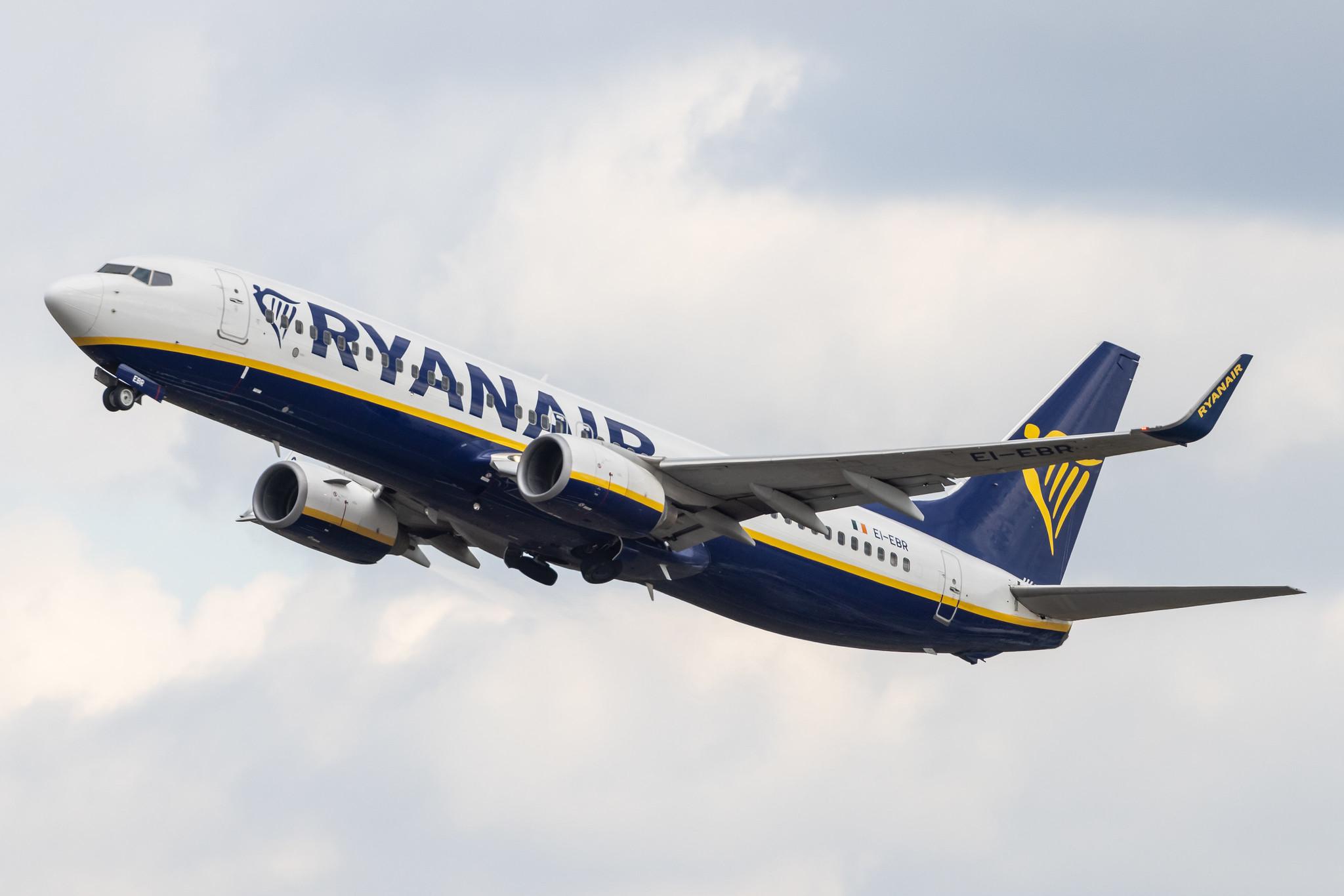 Köln Bonn Airport: Ryanair (FR / RYR) |  Boeing 737-8AS B738 | EI-EBR | MSN 37530