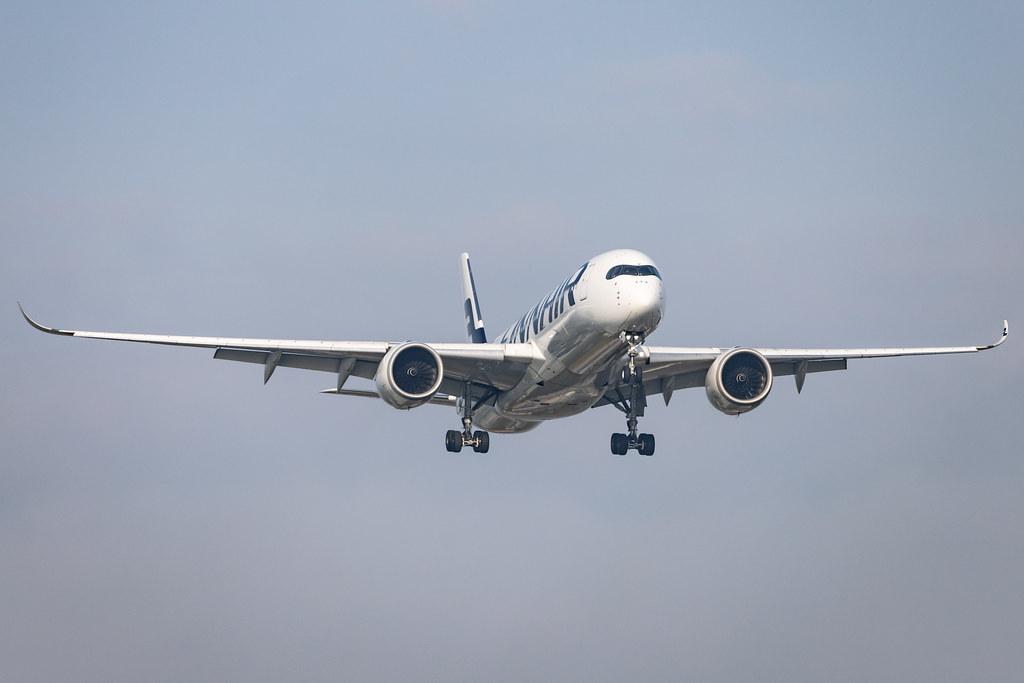 London Heathrow: Finnair (AY / FIN) |  Airbus A350-941 A359 | OH-LWE | MSN 023