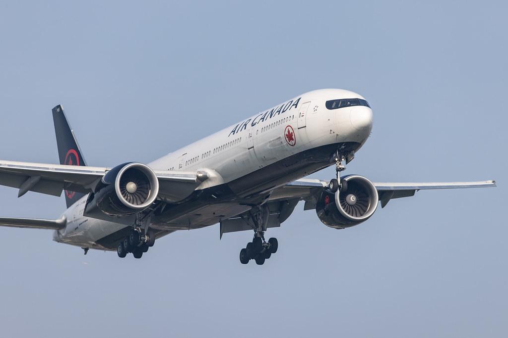 London Heathrow: Air Canada (AC / ACA) |  Boeing 777-333(ER) B77W | C-FNNQ | MSN 43251