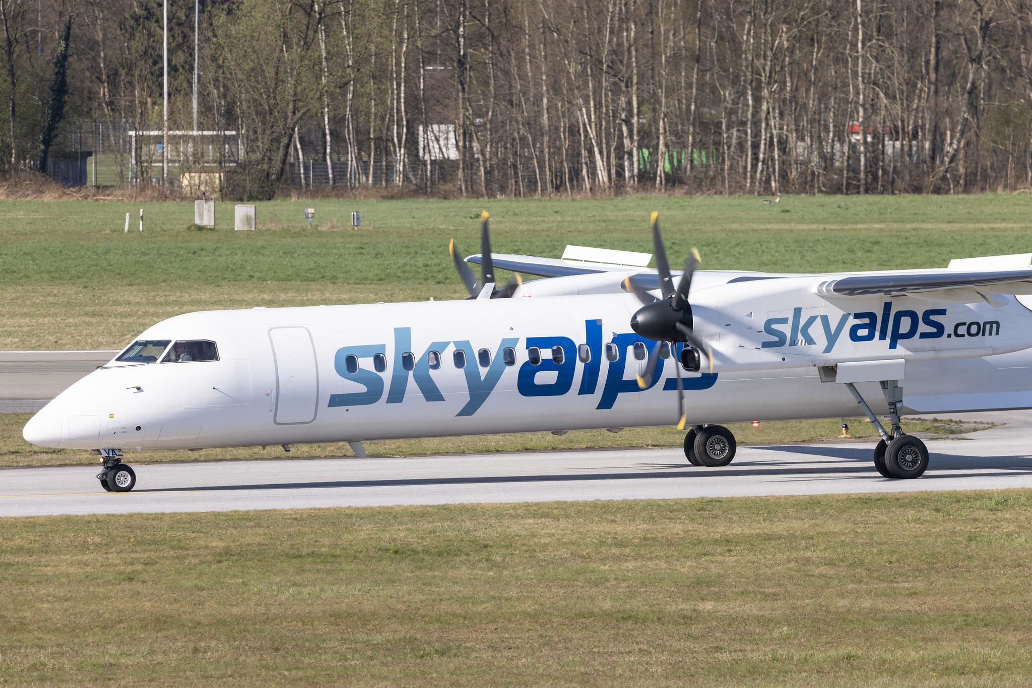 Hamburg Airport: SkyAlps |  De Havilland Canada Dash 8-400 DH8D | 9H-EVA | MSN 4237