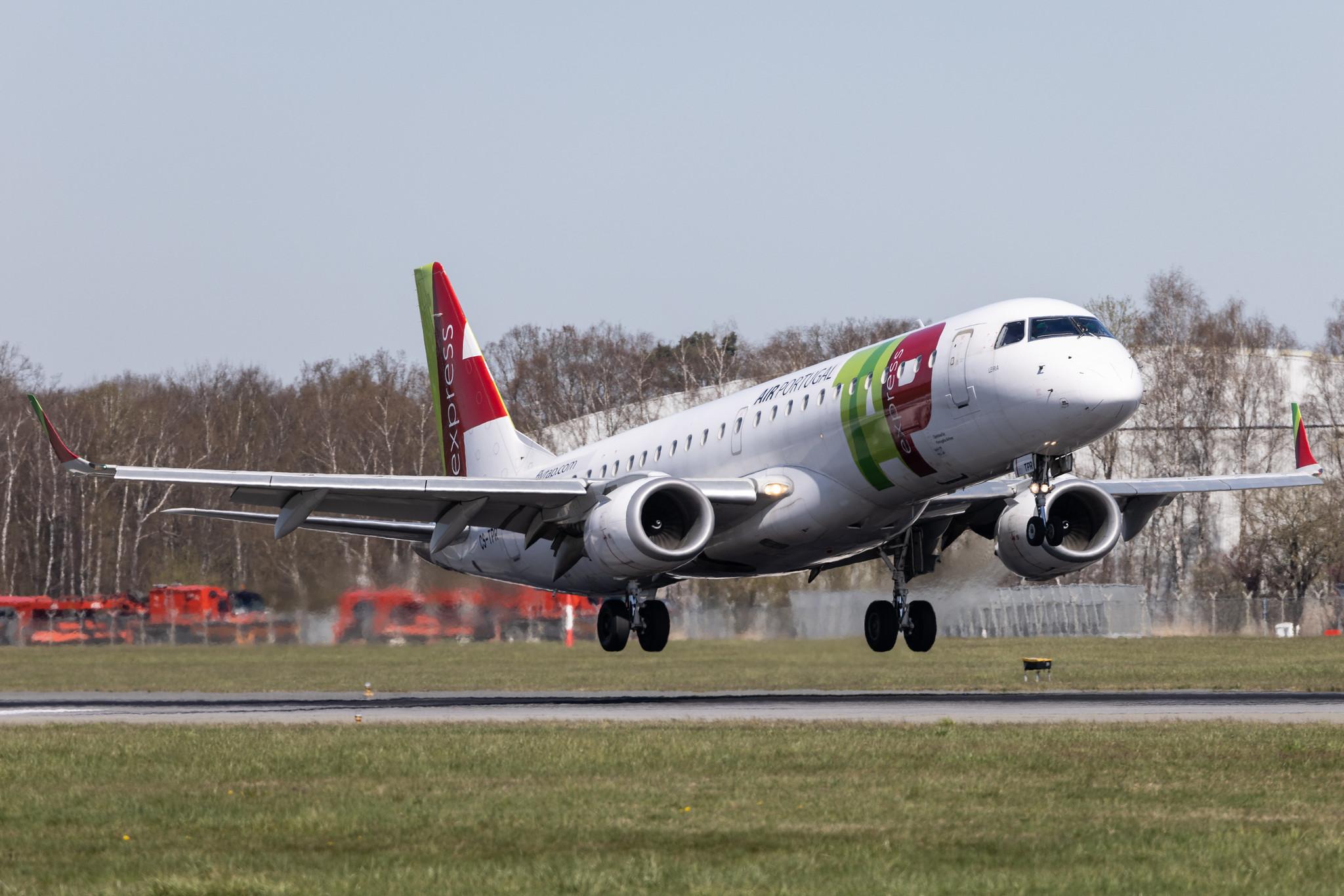 Hamburg Airport: TAP Express (TP / TAP) | Operator: Portugália Airlines |  Embraer E190LR E190 | CS-TPR | MSN 19000460