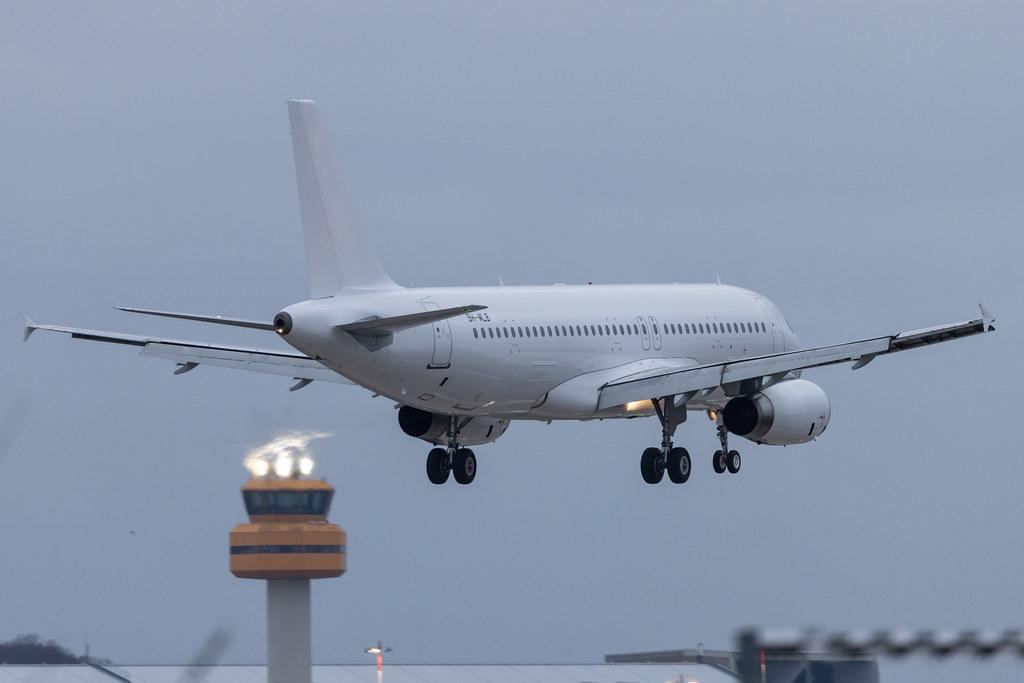 Hamburg Airport: Eurowings (EW / EWG) | Operator: Avion Express Malta |  Airbus A320-232 A320 | 9H-MLB | MSN 04441
